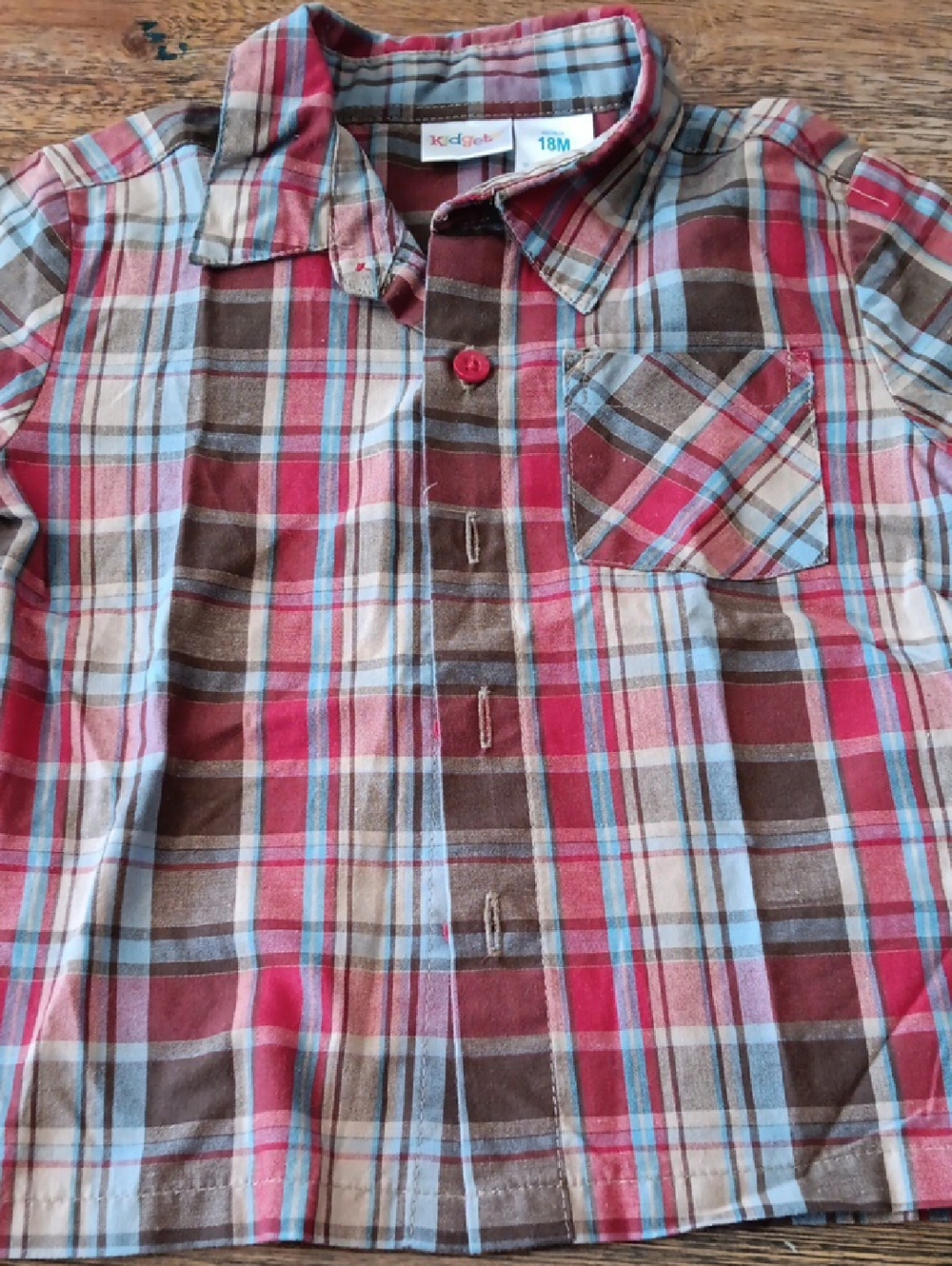 Kidgets Boys' Red & Brown Plaid Button-Up Shirt